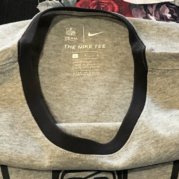 NIKE SPORTSWEAR OAKLAND RAIDERS OG LOGO SHIRT LRG - Picture 7 of 9